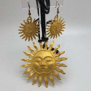 VTG Sun Face Necklace Earrings Set